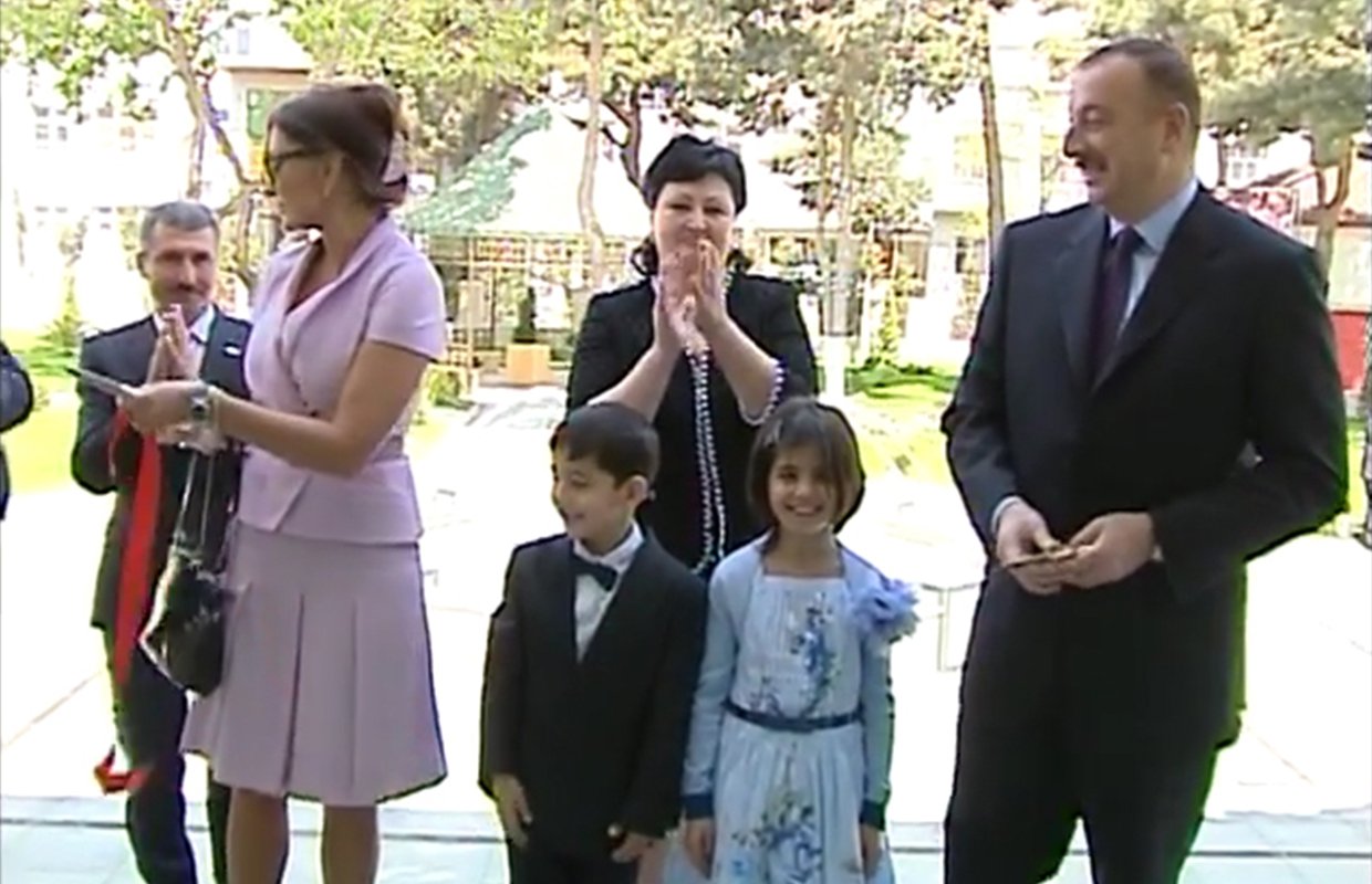 24c23bdabc899bb4b23aaf49134e14cc