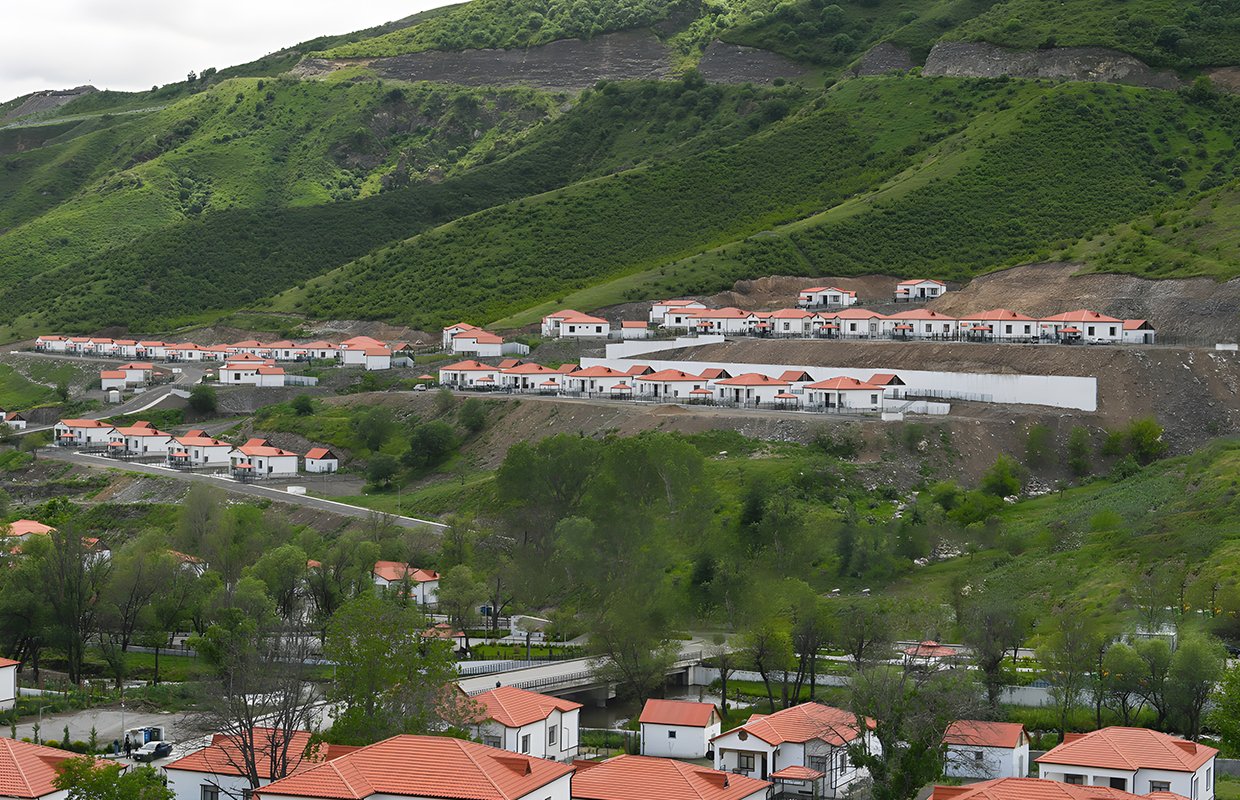 80729687aec6e02dc5d4c04ee5b37012 (1)