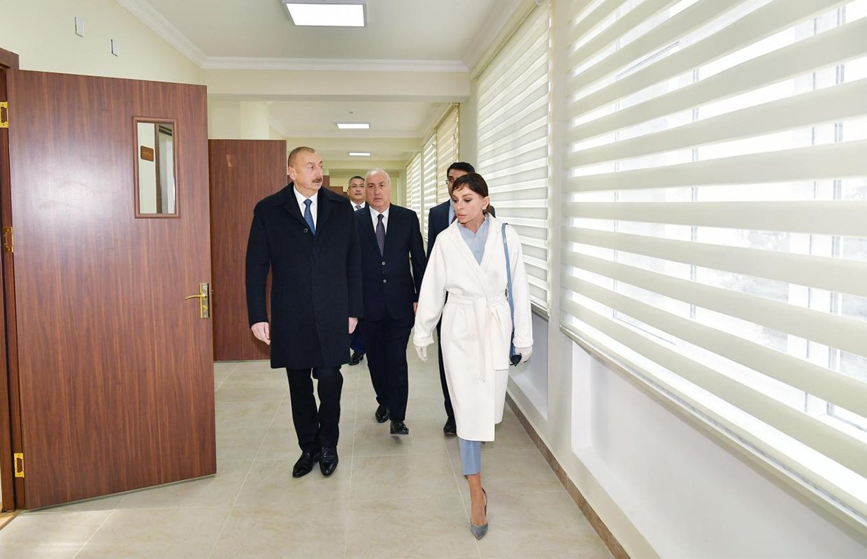 d1858d1773dd4ad390998d30475db1bd (1)